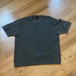 Men's Gray V-Neck Sweater by Kenneth Cole sz L